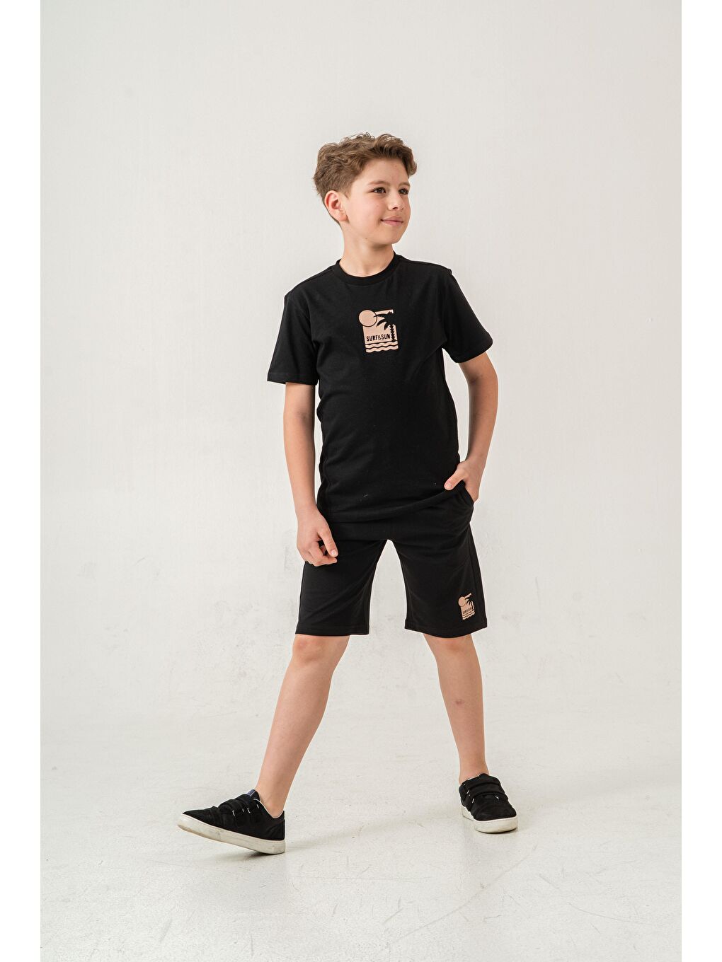 Siyah Surf & Sun Baskılı Erkek Çocuk Şort - Tişört Takımı-1
