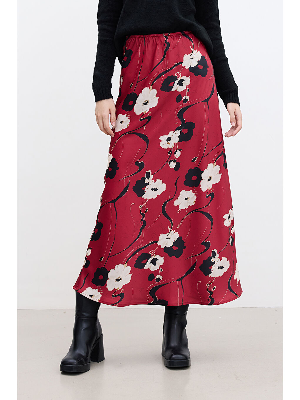 Kırmızı Desenli Saten Midi Etek Japan-6