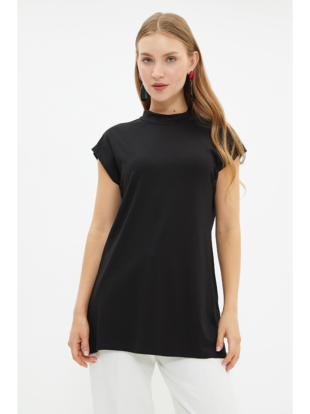 Siyah Fullamodest Basic Dik Yaka Kolsuz Tunik-1