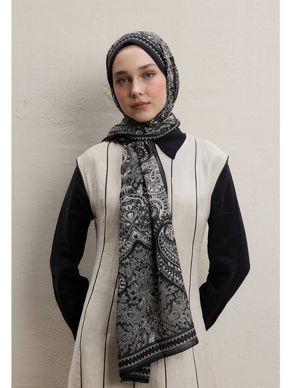 Emerald Desen Şal Siyah-1