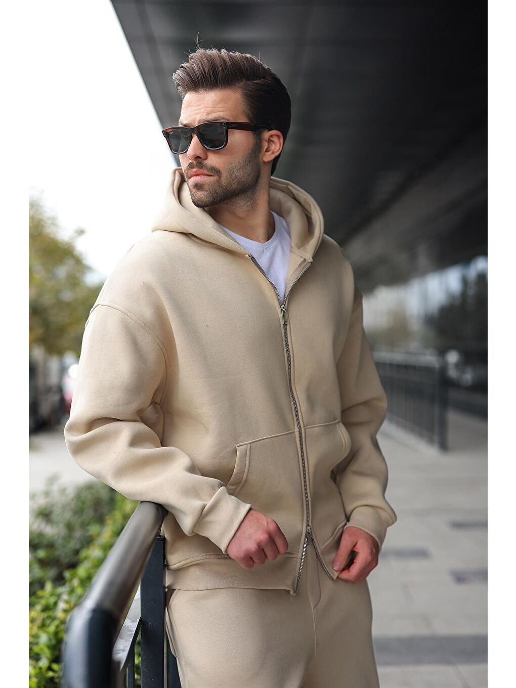 Bej Çift Fermuarlı Kapüşonlu Eşofman Takımı E7345-2
