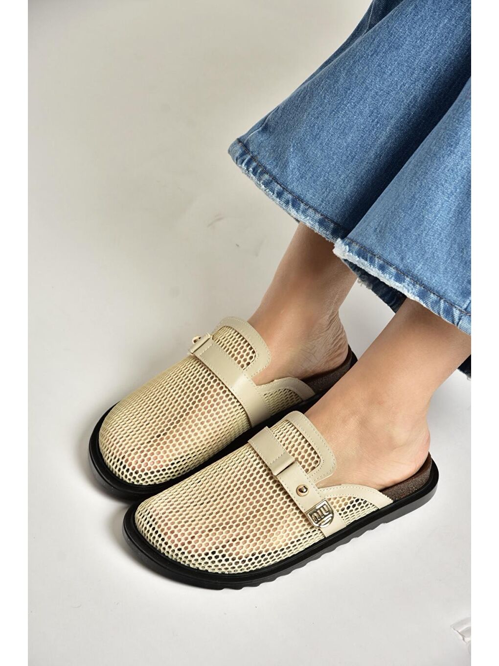 Bej Kadın Terlik Y250505015-1