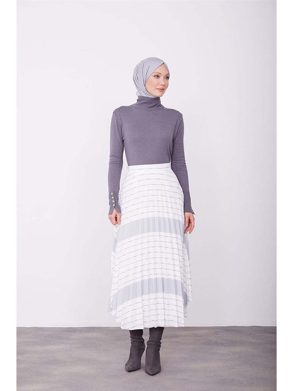 Beyaz Baskılı Plisoley Etek 23K1508-1