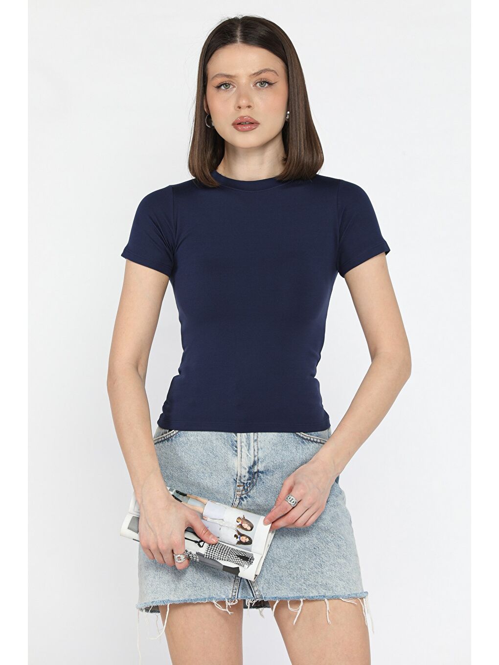 Lacivert Kadın Bisiklet Yaka Elastanlı Modal Kumaş Crop Top Bluz