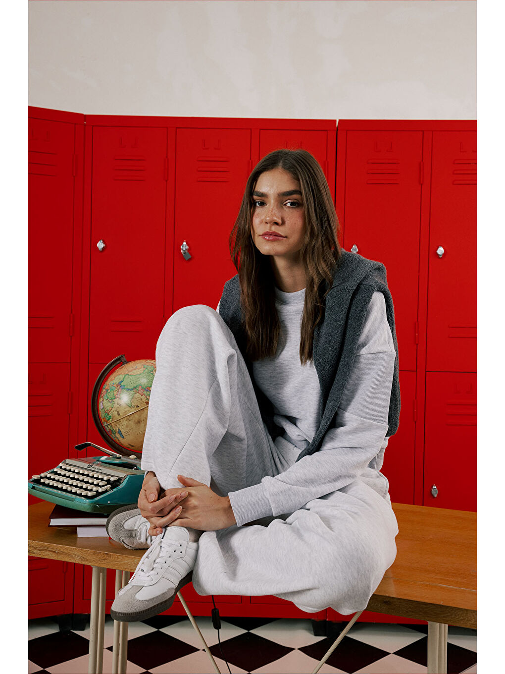 Relaxed Fit Geniş Kesim Bisiklet Yaka Gri Melanj Sweatshirt