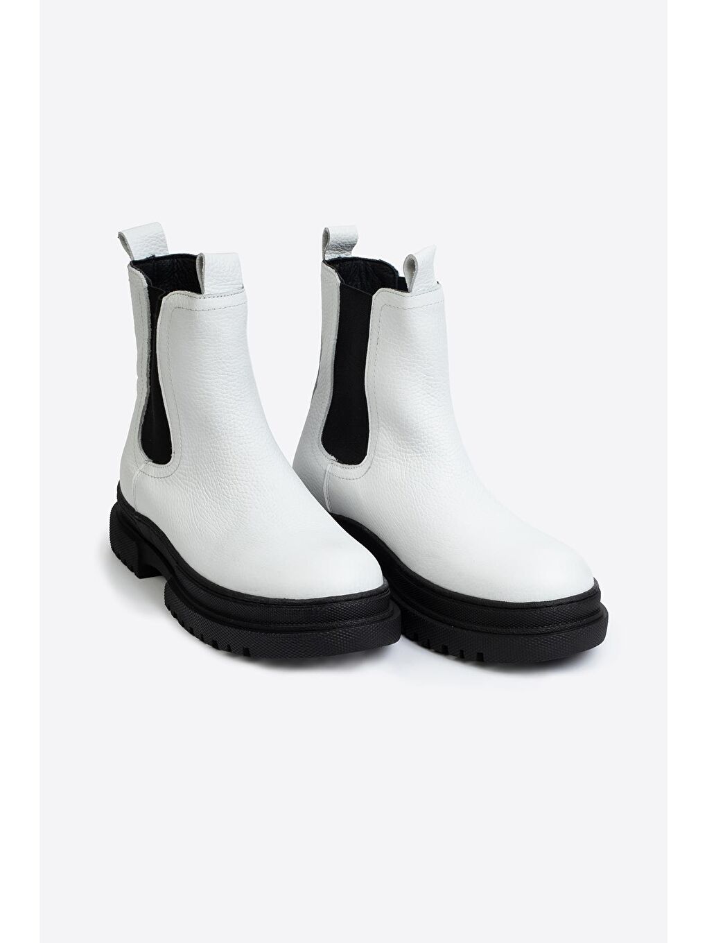 Beyaz Kadın Hakiki Deri Bot