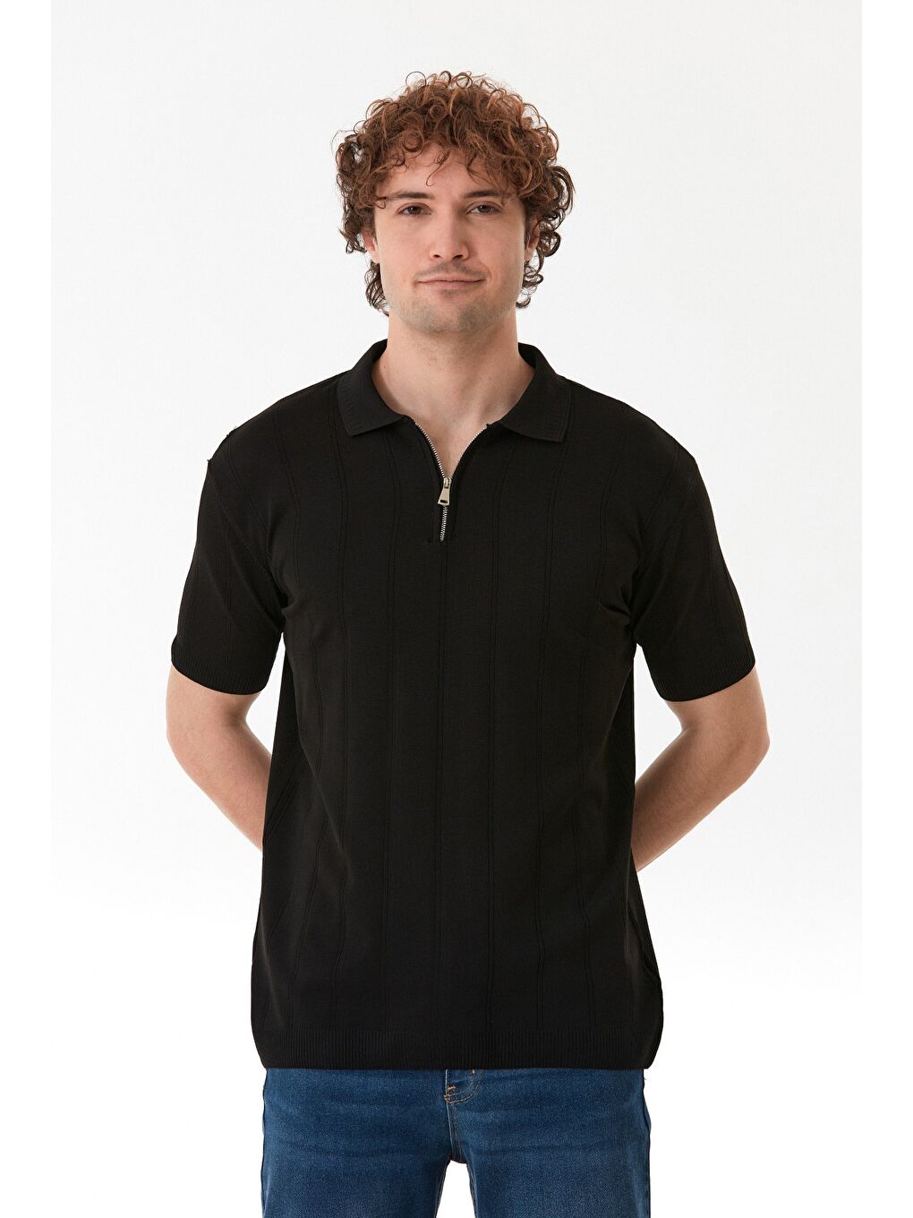 Siyah Şeritli Polo Yaka Yarım Fermuarlı Triko Tişört