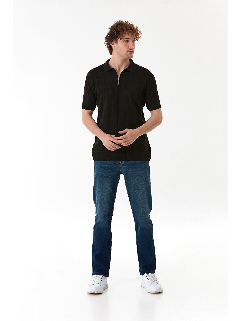 Siyah Şeritli Polo Yaka Yarım Fermuarlı Triko Tişört-1