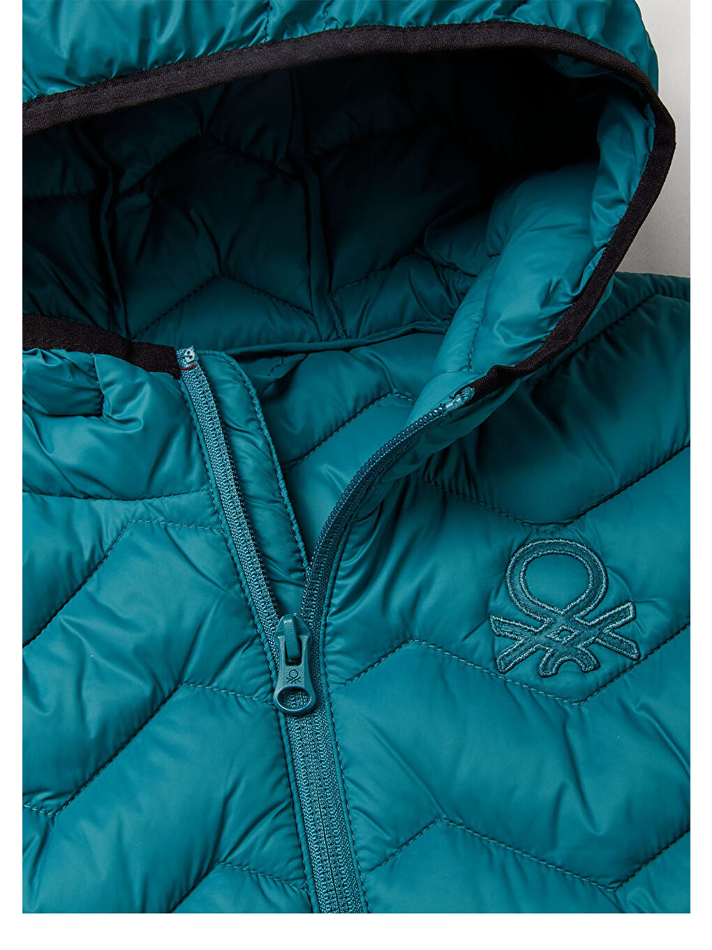 Erkek Çocuk Petrol Mavisi Logo Detaylı Kapüşonlu Yelek-2