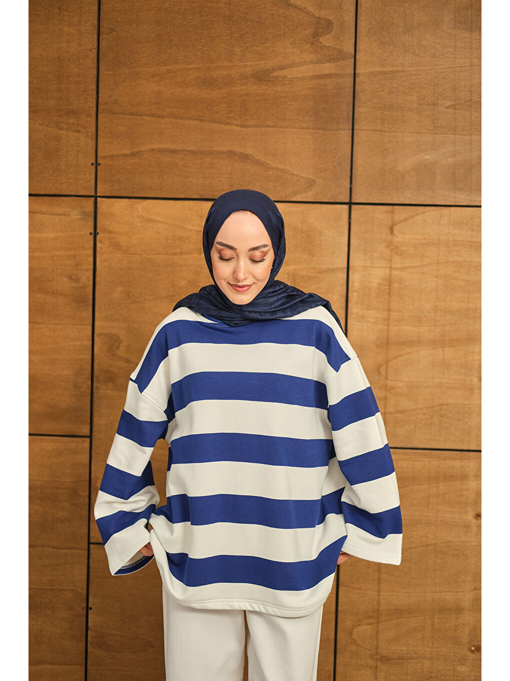 Kadın Kalın Çizgili Sweat Lacivert