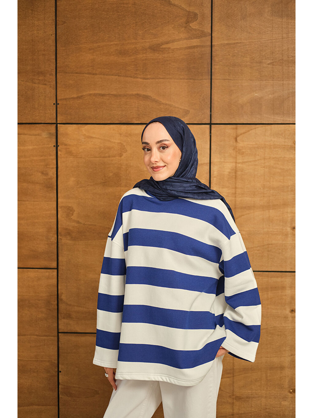 Kadın Kalın Çizgili Sweat Lacivert-3