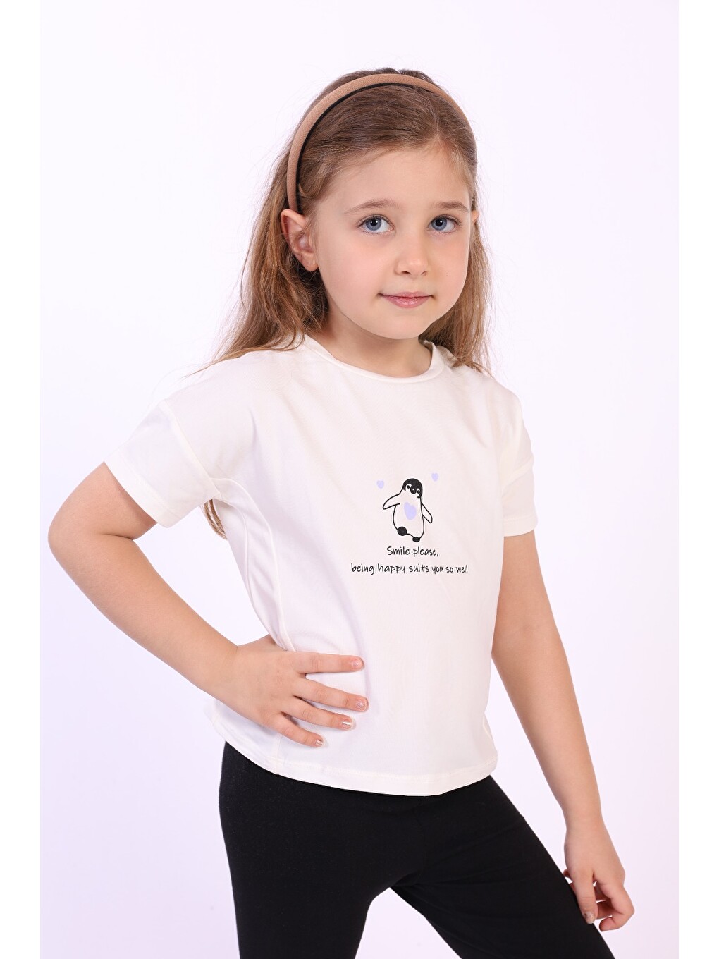 Ekru Kız Çocuk Penguen Yazı Baskılı Tişört