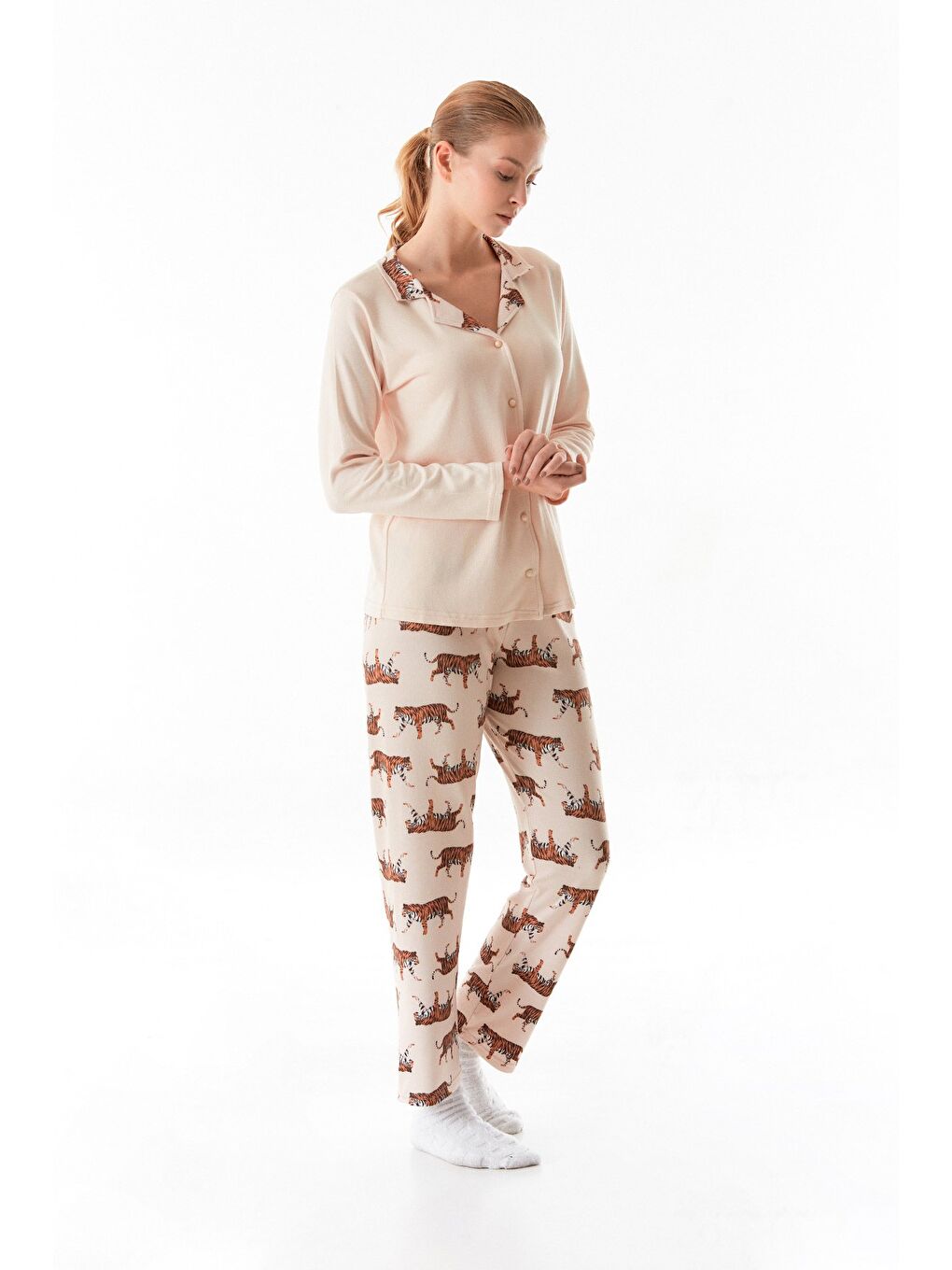 Bej Kaplan Desenli Gömlek Yaka 2'li Pijama Takımı-4