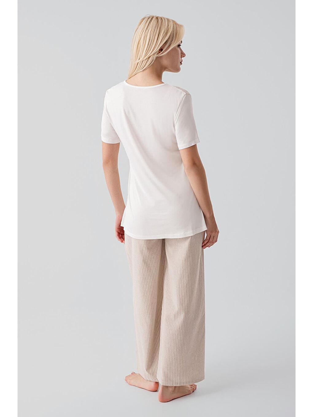 Bej Kısa Kollu Çizgili Düğmeli Dokuma Pamuklu Esnek Viskoz Hamile Sabahlık Pijama Takım 19308-9