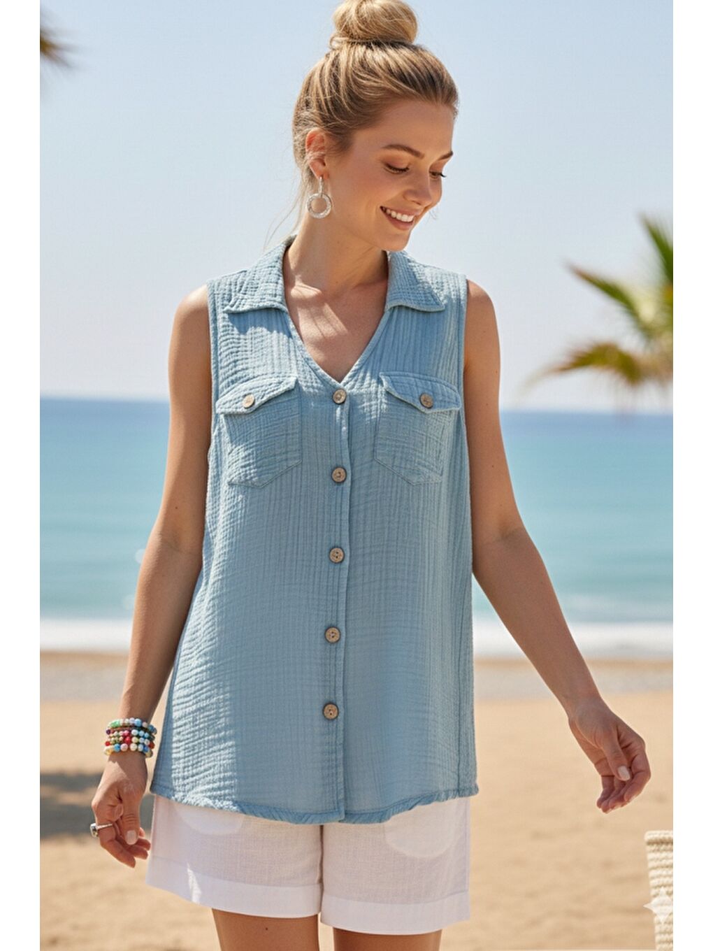 Açık Mavi Gömlek Yaka Kolsuz Düğmeli Çift Kapaklı Cepli Yıkamalı Casual Müslin Dokuma Bluz 62 55-1