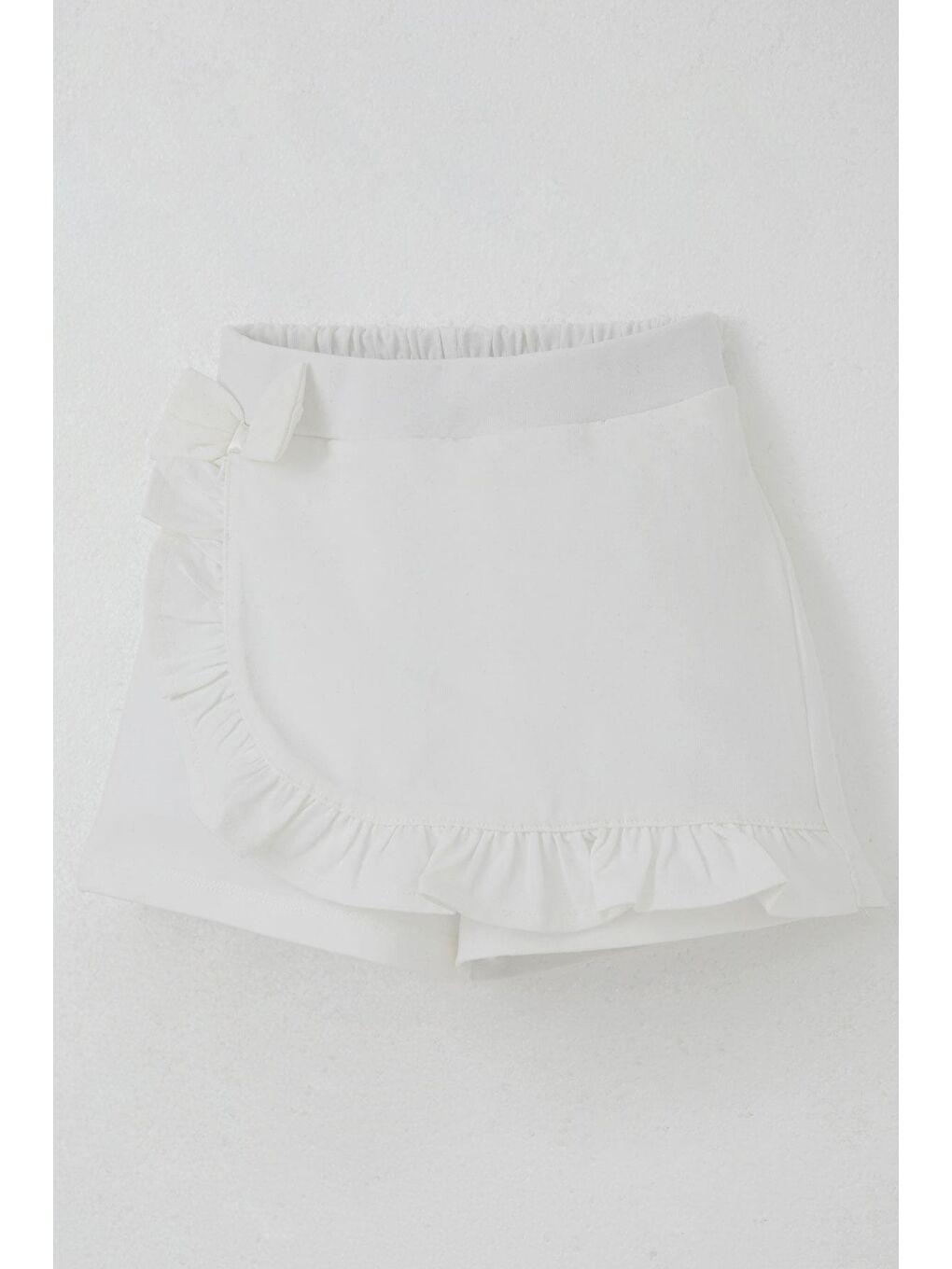 Kız Çocuk Şort Etek Fiyonk Aksesuarlı Fırfırlı Ekru (3-8 Yaş)-2
