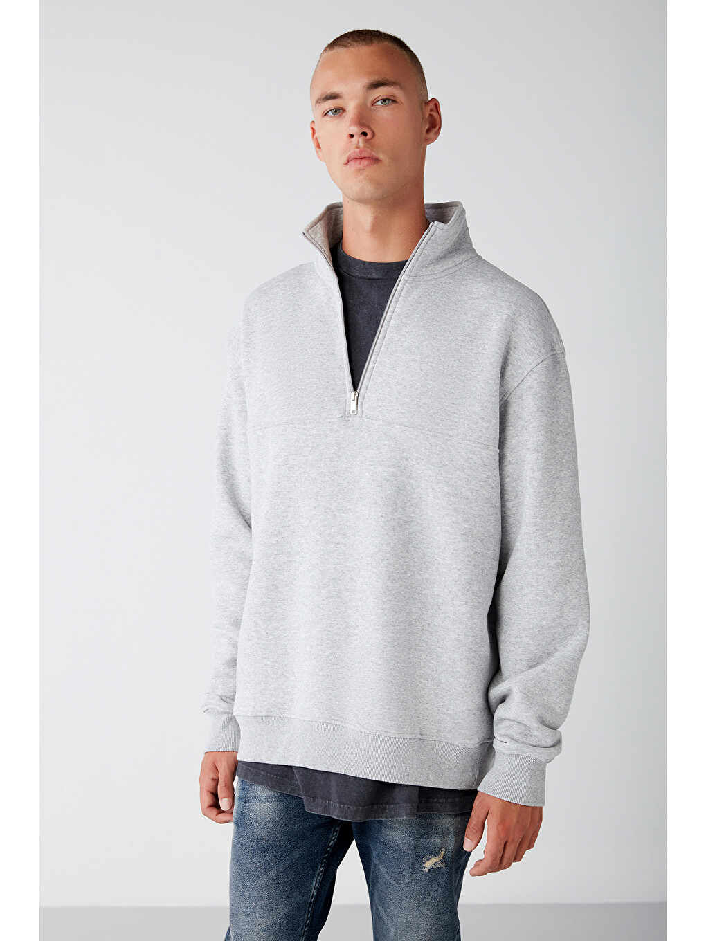 Erkek Yarım Fermuarlı Dik Yakalı Yumuşacık Kumaşlı Polarlı Regular Gri Melanj Sweatshirt