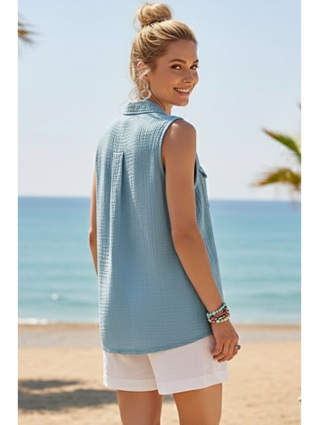 Açık Mavi Gömlek Yaka Kolsuz Düğmeli Çift Kapaklı Cepli Yıkamalı Casual Müslin Dokuma Bluz 62 55-4