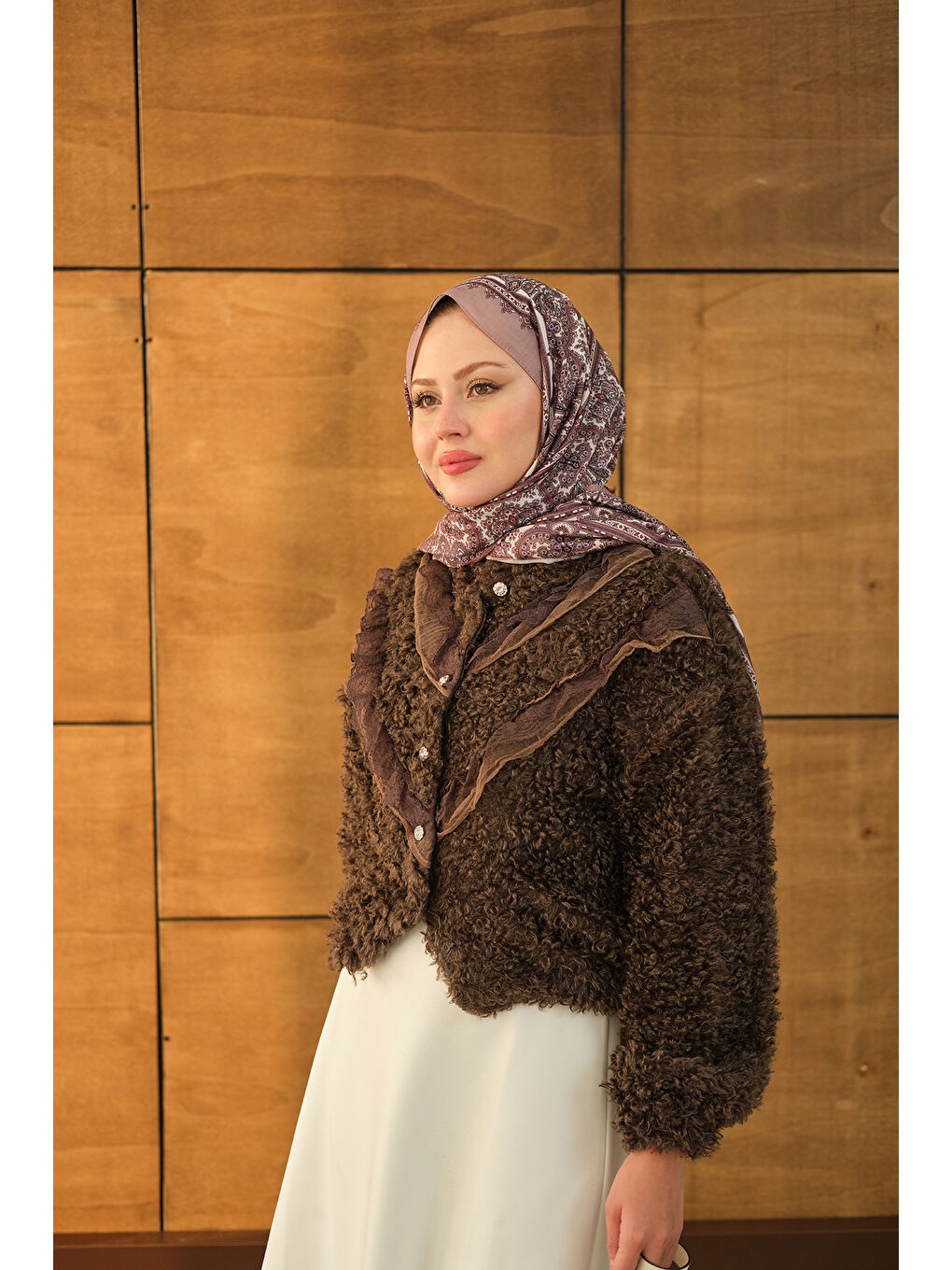 Kadın Dantelli V Kat Hırka Kahverengi-3