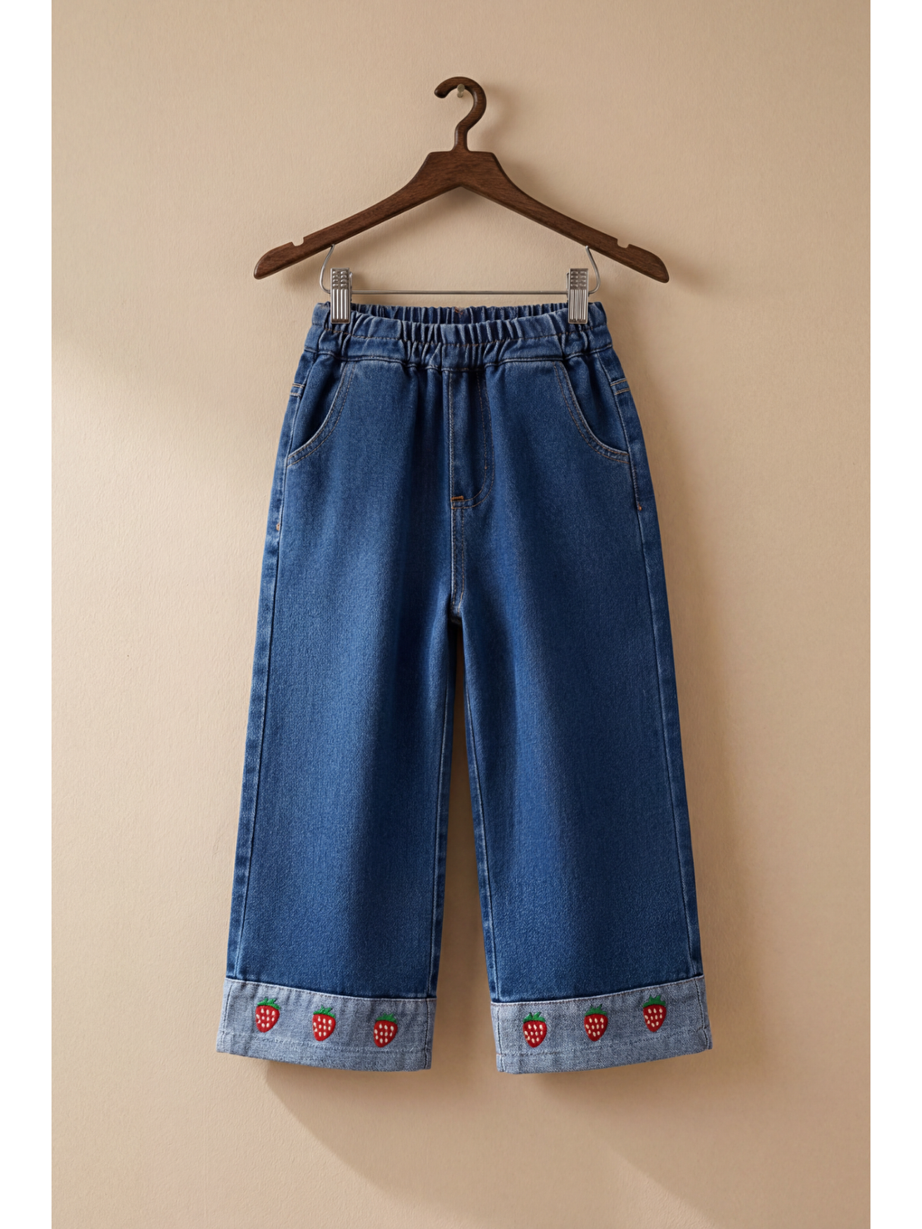 Kız Çocuk Pamuklu Mavi Çilek Nakışlı Jean Pantolon - Lastik Belli Bol Paça Model