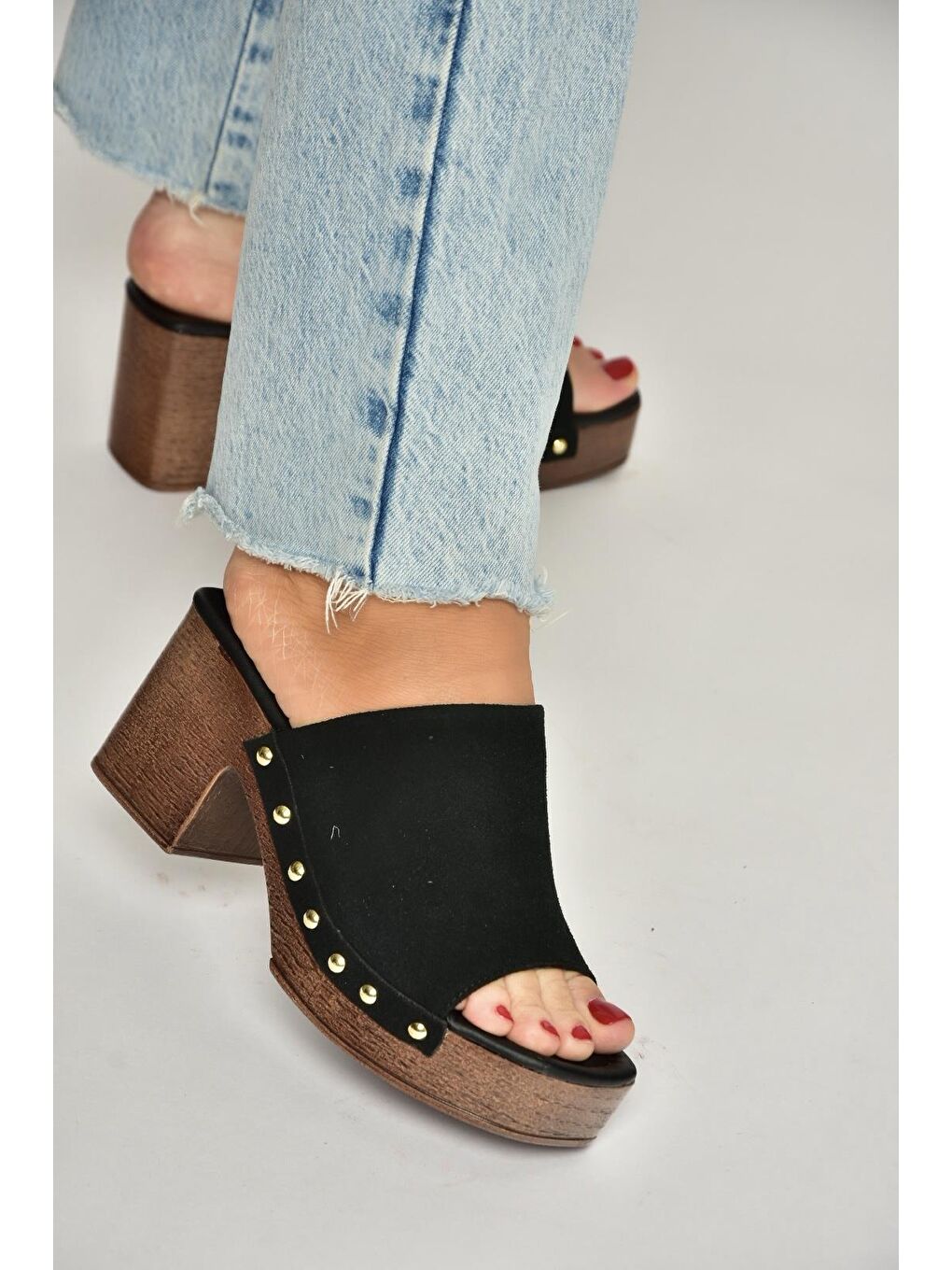 Siyah Kadın Terlik Y996594002-2