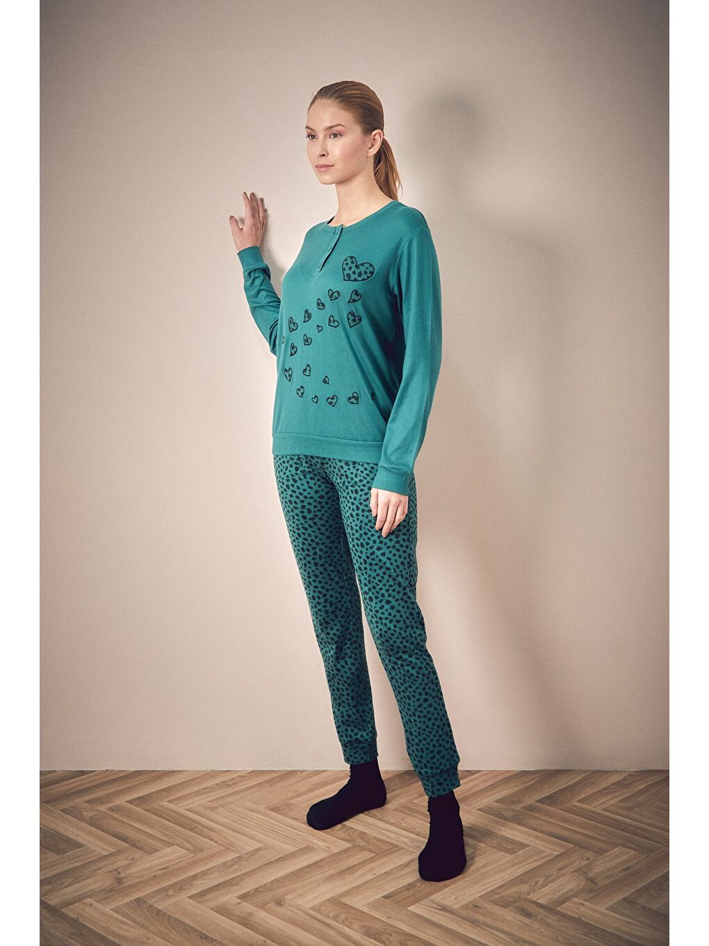 Yeşil Kalp Nakışlı Bisiklet Yaka 2'li Pijama Takımı