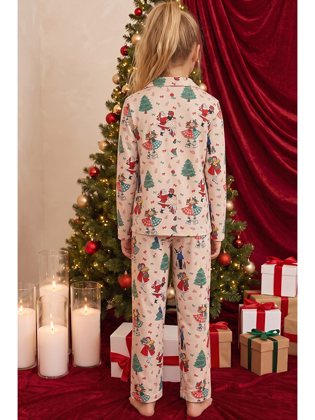 Ekru Krem Yılbaşı Temalı Desenli Termal Kumaşlı Ultra Soft Yumuşak Düğmeli Örme Pijama Takımı-4
