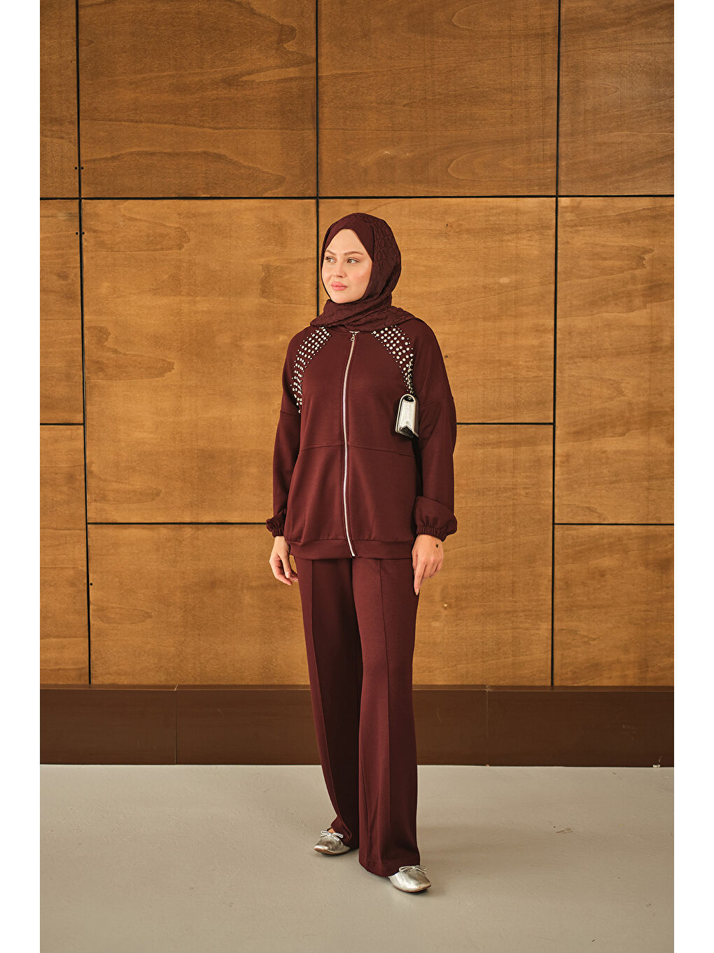 Kadın Omuz Taş Detay Takım Bordo-2
