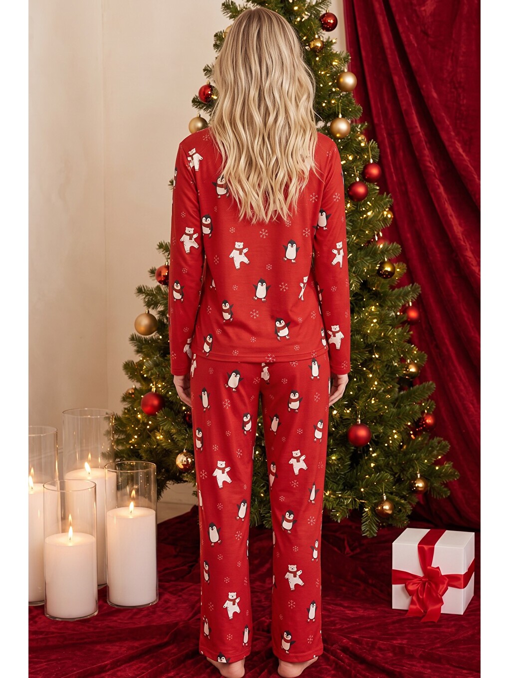 Kırmızı Yılbaşı Temalı Desenli Termal Kumaşlı Ultra Soft Yumuşak Örme Pijama Takımı-2