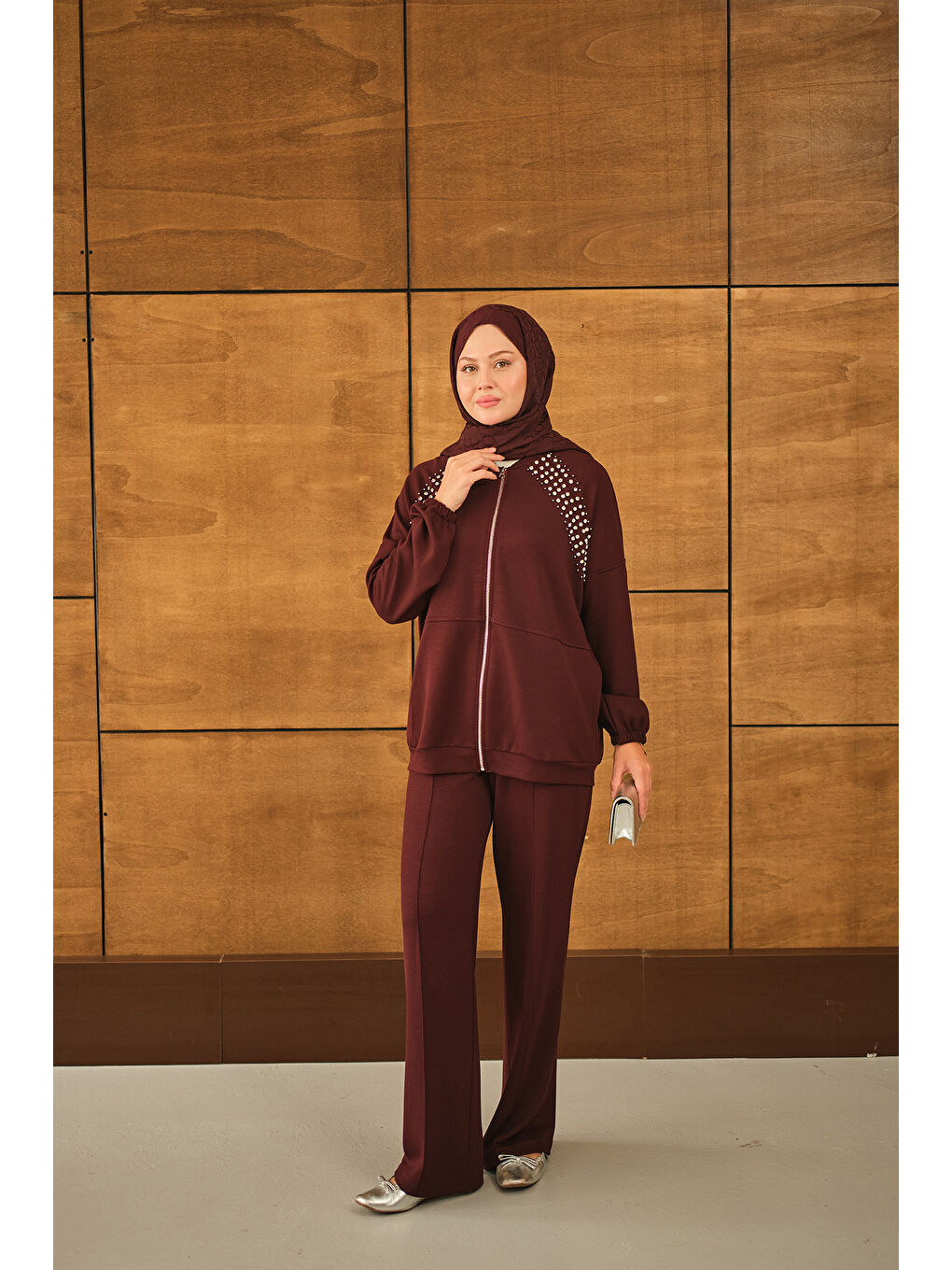 Kadın Omuz Taş Detay Takım Bordo-3