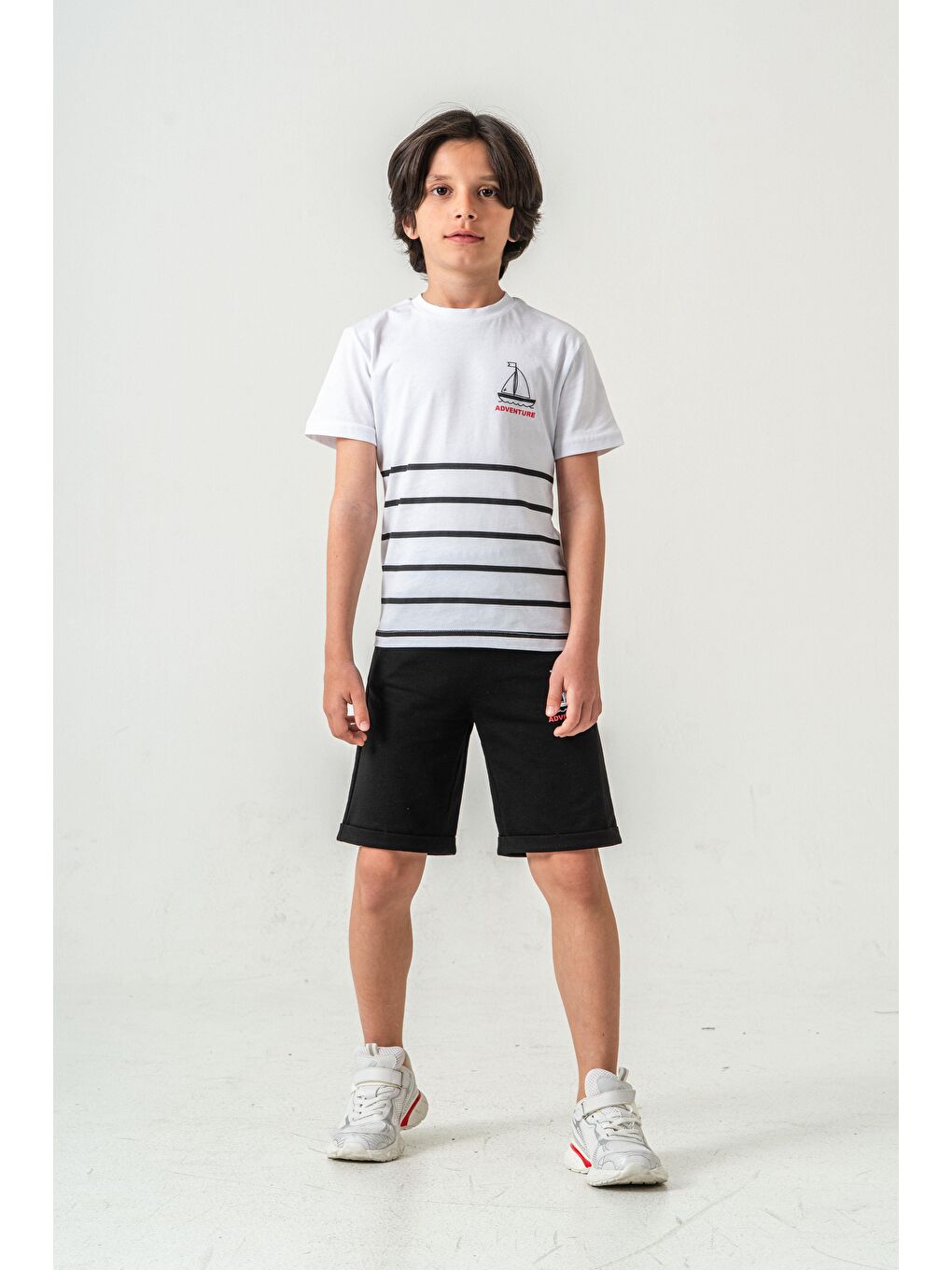 Siyah Adventure Baskılı  Erkek Çocuk Şort - Tişört Takımı-1