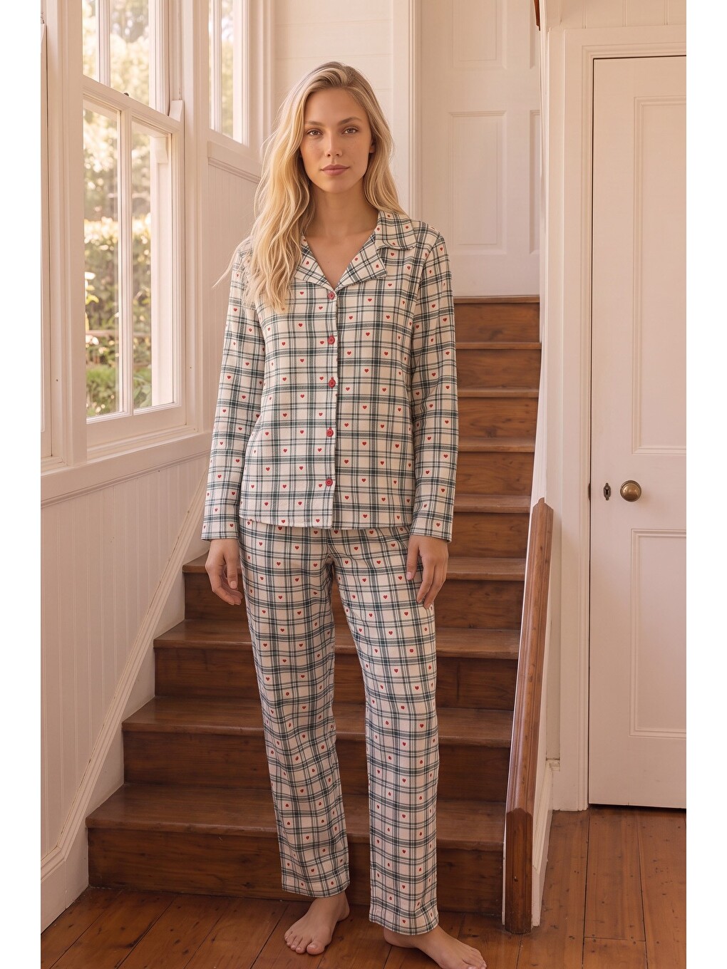 Ekru Ekose Desenli Termal Kumaşlı Ultra Soft Yumuşak Düğmeli Örme Pijama Takımı-1