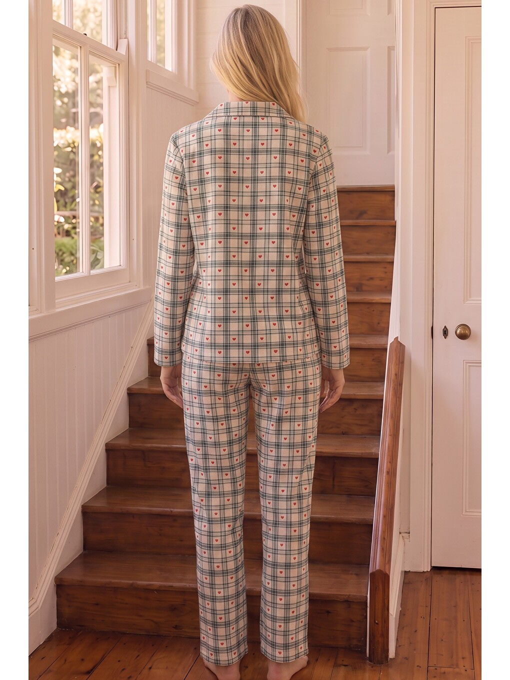 Ekru Ekose Desenli Termal Kumaşlı Ultra Soft Yumuşak Düğmeli Örme Pijama Takımı-2