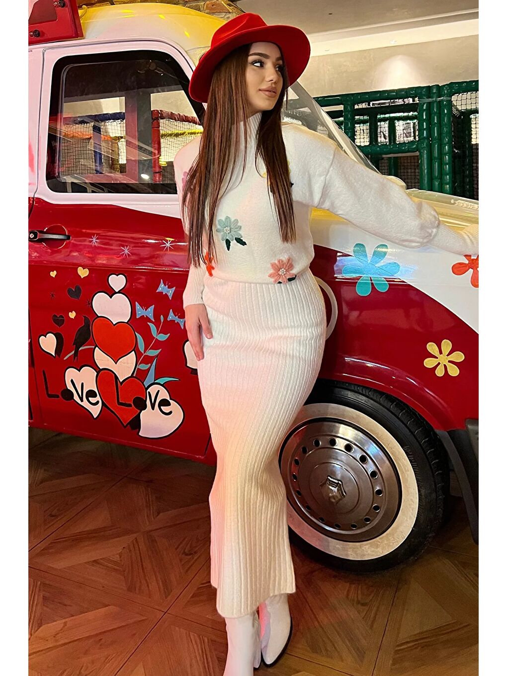 Ekru Kadın Yarım Balıkçı Yaka Nakışlı Triko Bluz Elbise İkili Takım-3