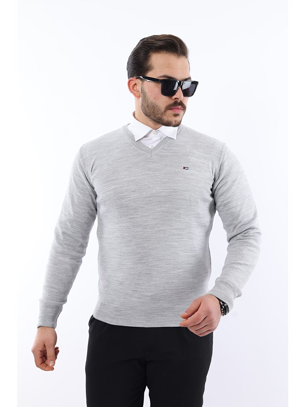 Gri V Yaka Triko Kazak