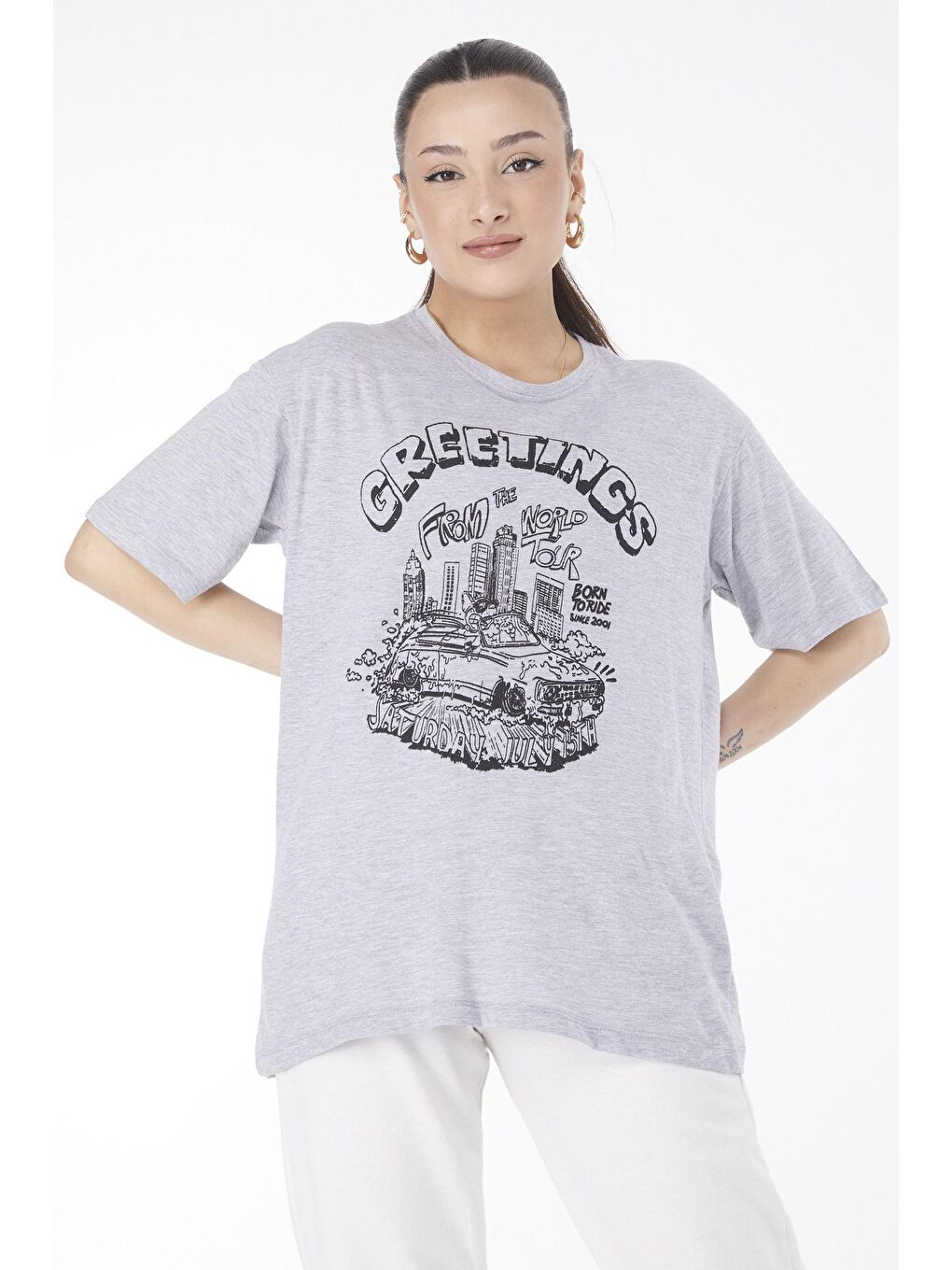 Bisiklet Yaka Kadın Gri Kısa Kollu Baskılı Tişört - 24641-2