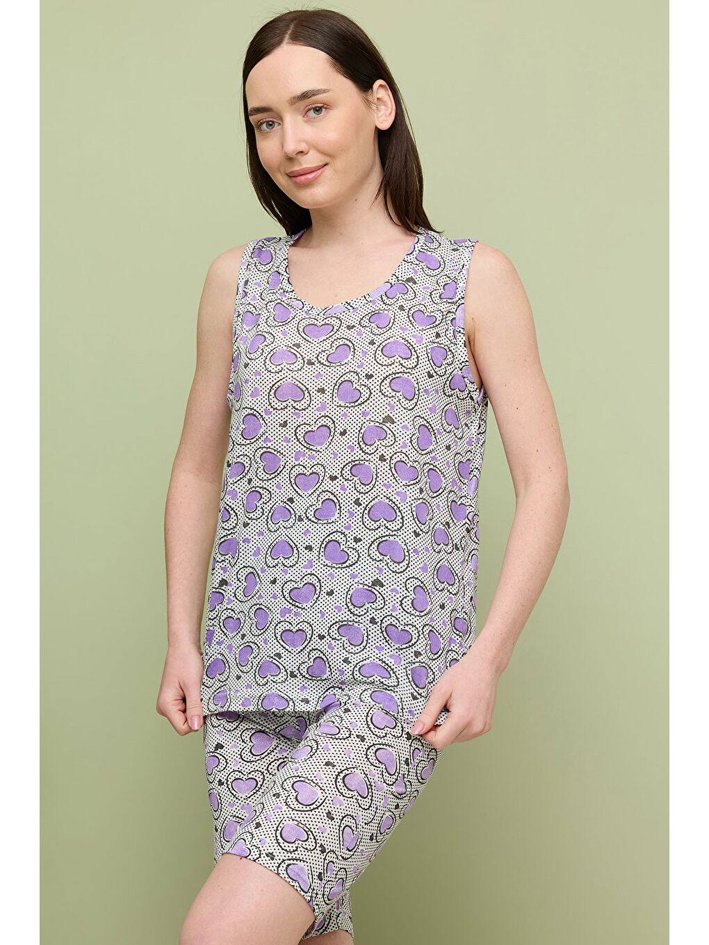 Lila Kelebek Desenli Büyük Beden Kolsuz Kapri Pijama Takımı