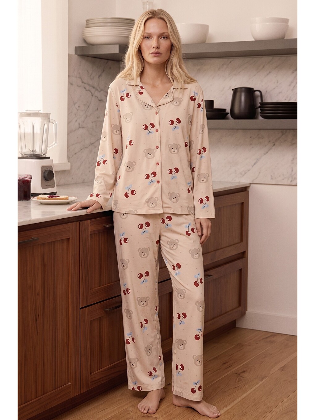 Ekru Krem Desenli Termal Kumaşlı Ultra Soft Yumuşak Düğmeli Örme Pijama Takımı-2