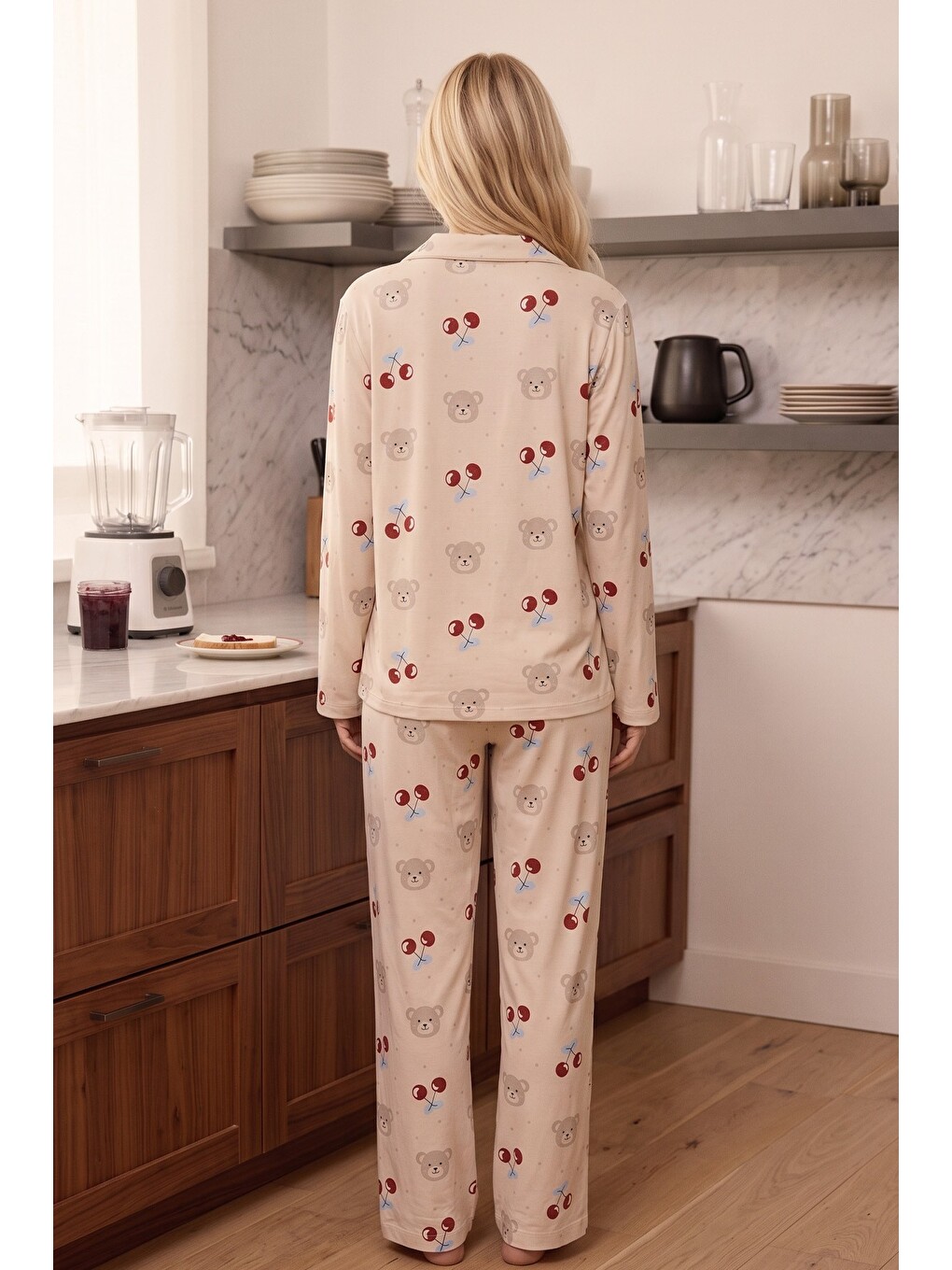 Ekru Krem Desenli Termal Kumaşlı Ultra Soft Yumuşak Düğmeli Örme Pijama Takımı-3