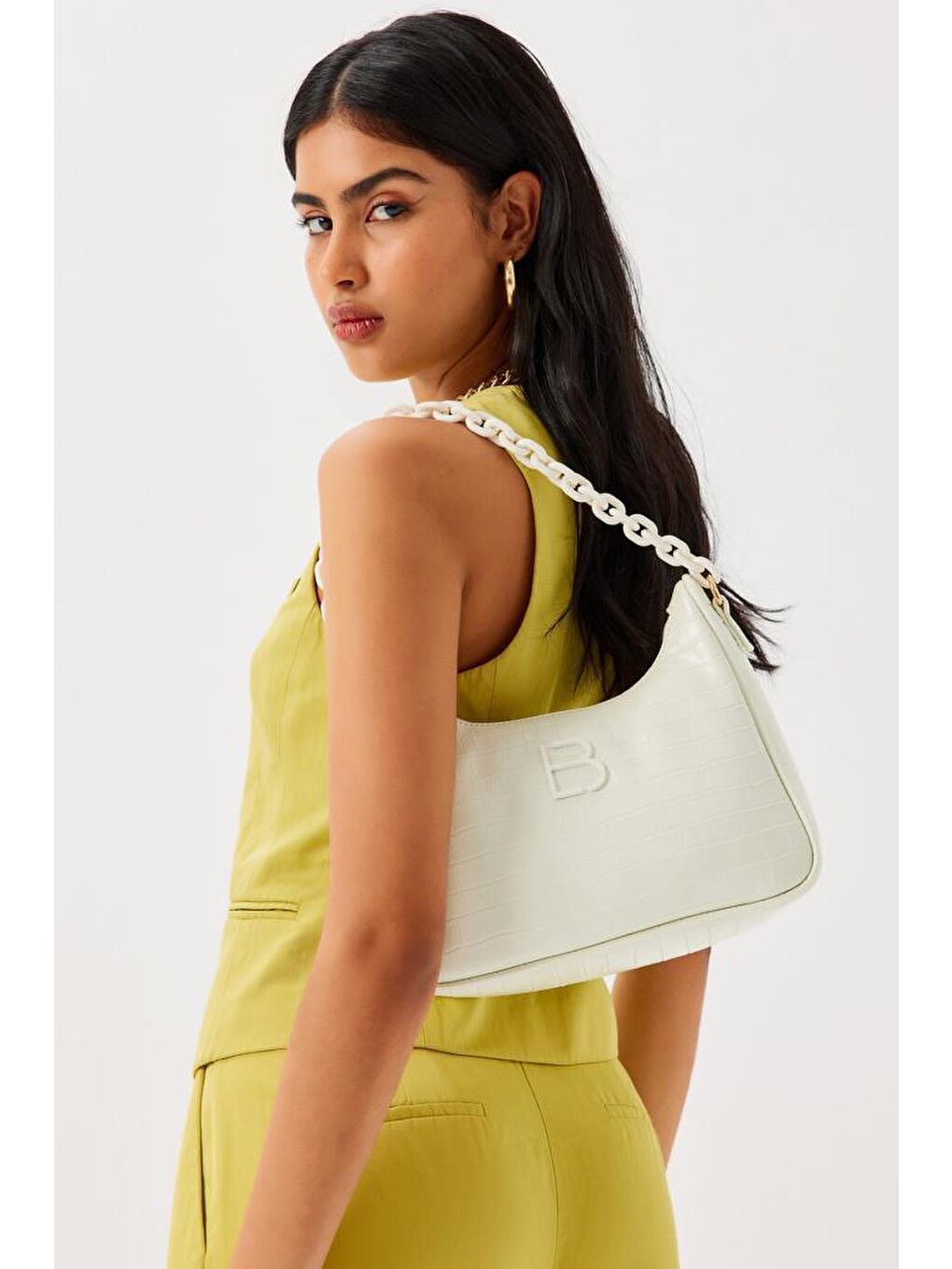 Beyaz Desenli Zincir Askılı Kadın El ve Omuz Çantası-1