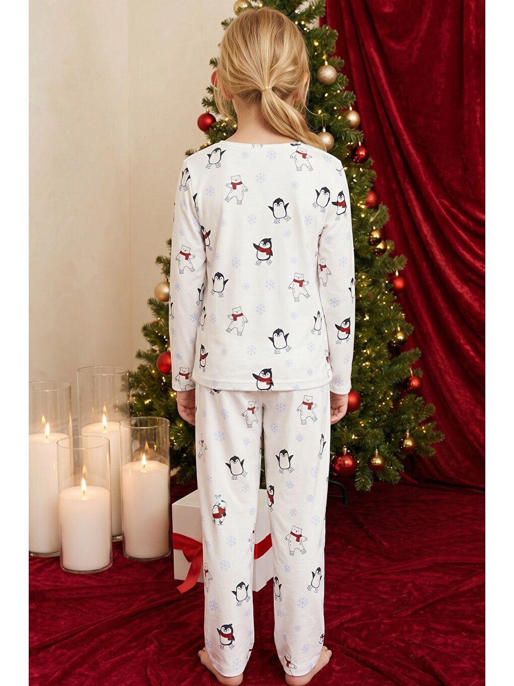 Beyaz Yılbaşı Temalı Desenli Termal Kumaşlı Ultra Soft Yumuşak Örme Pijama Takımı-4
