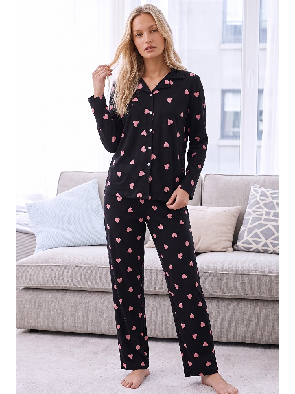 Siyah Desenli Termal Kumaşlı Ultra Soft Yumuşak Düğmeli Örme Pijama Takımı-1