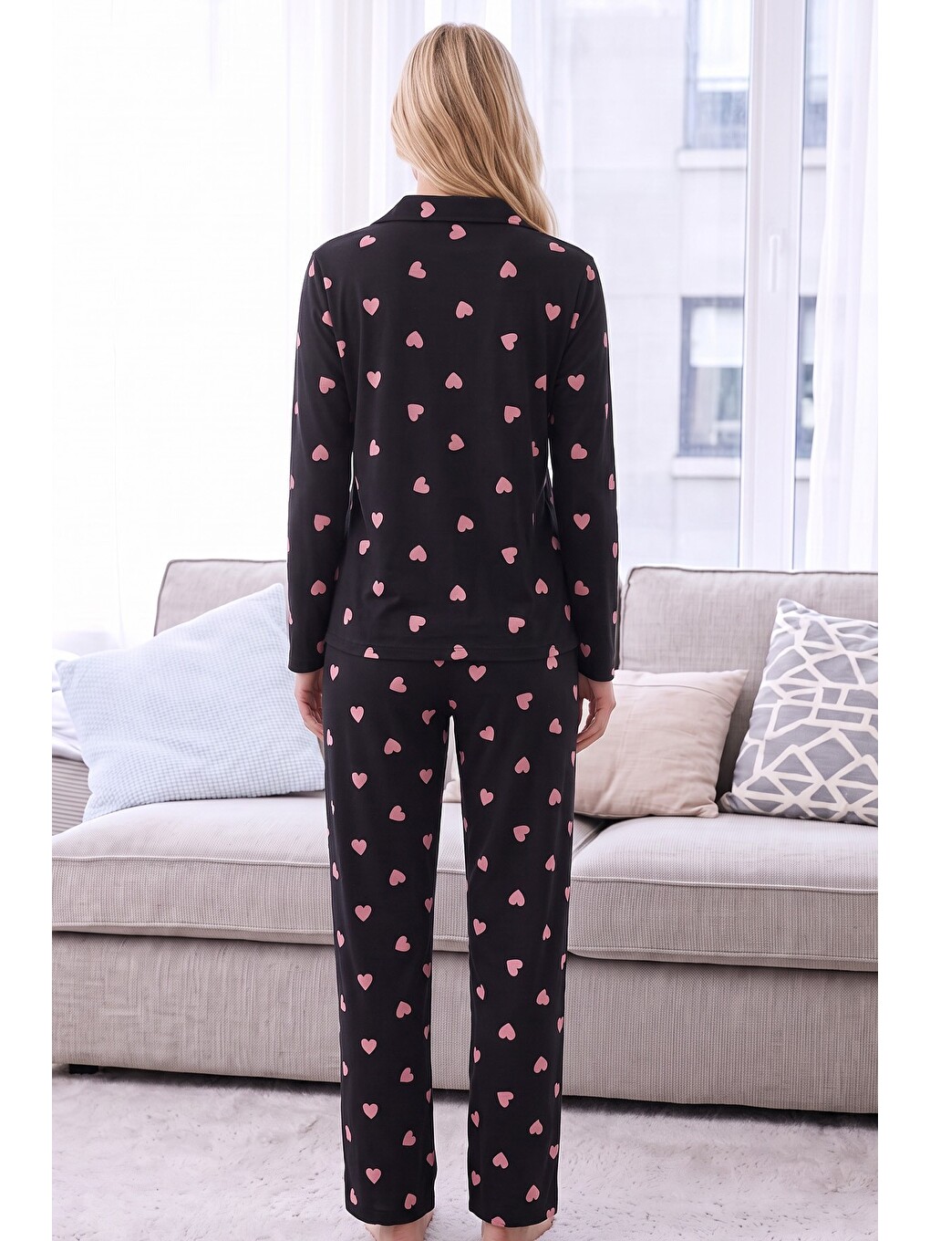 Siyah Desenli Termal Kumaşlı Ultra Soft Yumuşak Düğmeli Örme Pijama Takımı-2