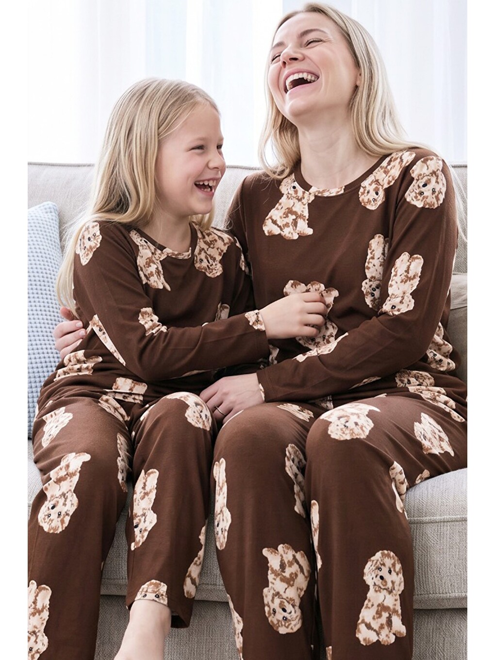 Kahverengi Desenli Termal Kumaşlı Ultra Soft Yumuşak Örme Pijama Takımı
