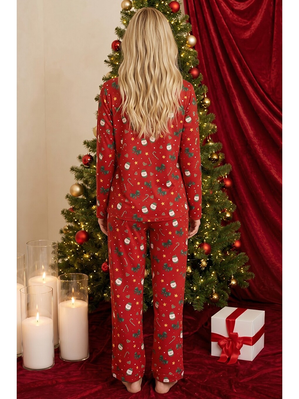 Kırmızı Yılbaşı Temalı Desenli Termal Kumaşlı Ultra Soft Yumuşak Düğmeli Örme Pijama Takımı-2