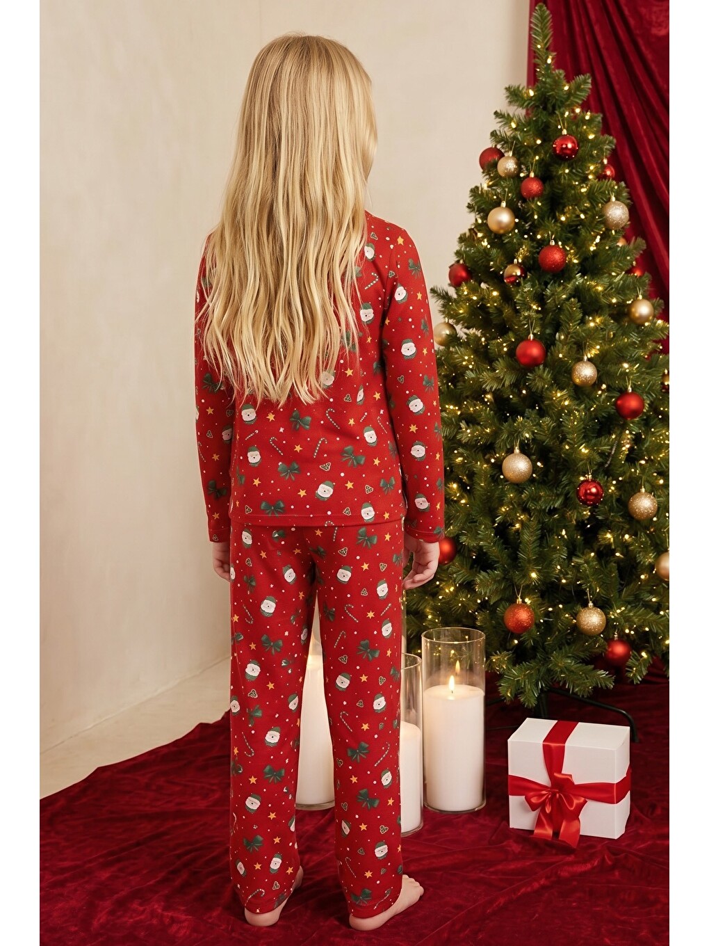 Kırmızı Yılbaşı Temalı Desenli Termal Kumaşlı Ultra Soft Yumuşak Düğmeli Örme Pijama Takımı-4