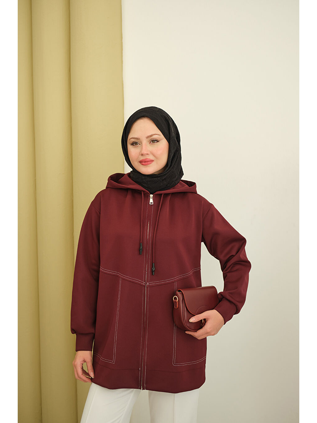 Kadın Dikiş Detay Kapüşonlu Hırka Bordo-2