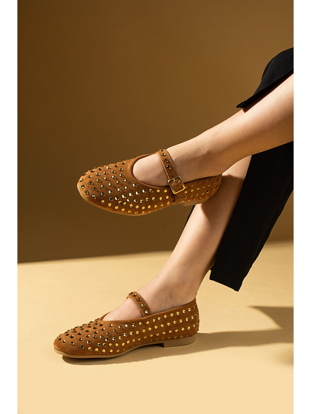 Kahverengi Su Damlacığı Taşlı Tokalı Rahat Taban Kadın Babet 57-49-25Taşlı-1