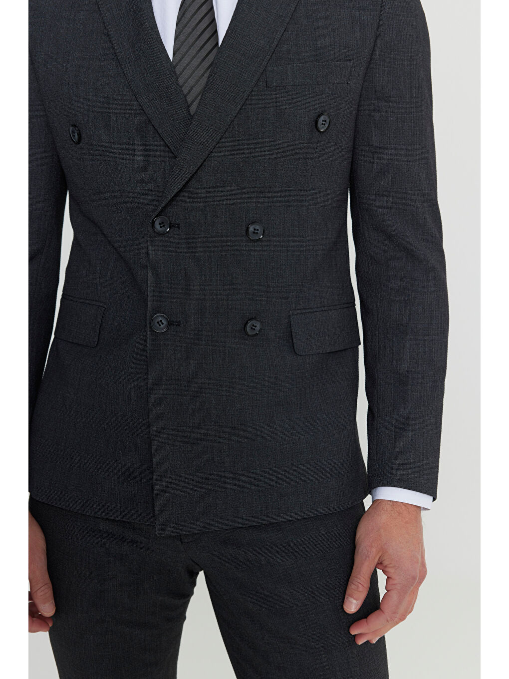 Erkek Antrasit Slim Fit Dar Kesim Kırlangıç Yaka Desenli Kapak Cepli Esnek Kruvaze Takım Elbise-6