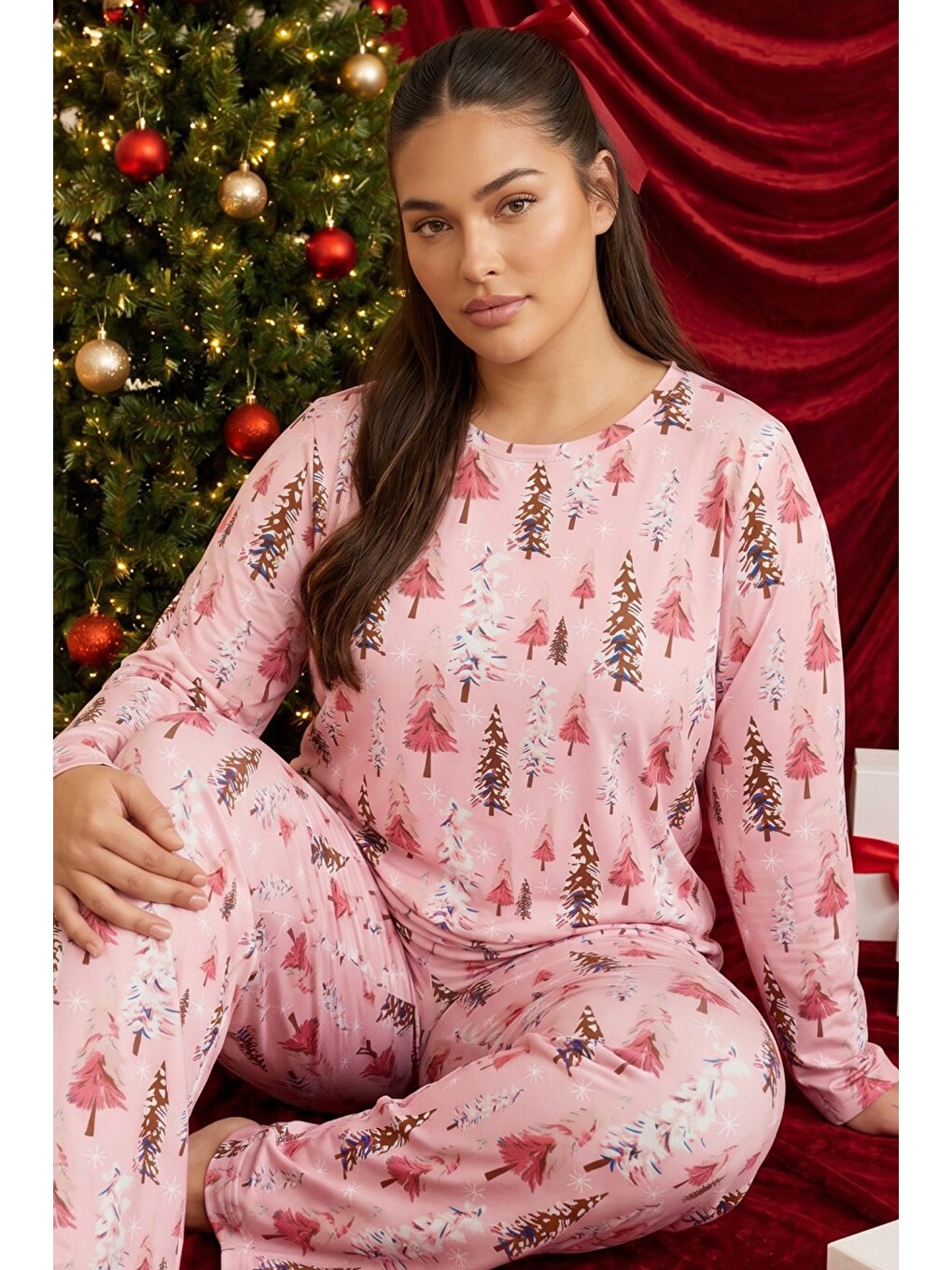 Pembe Yılbaşı Temalı Desenli Termal Kumaşlı Ultra Soft Yumuşak Büyük Beden Battal Boy Örme Pijama Ta
